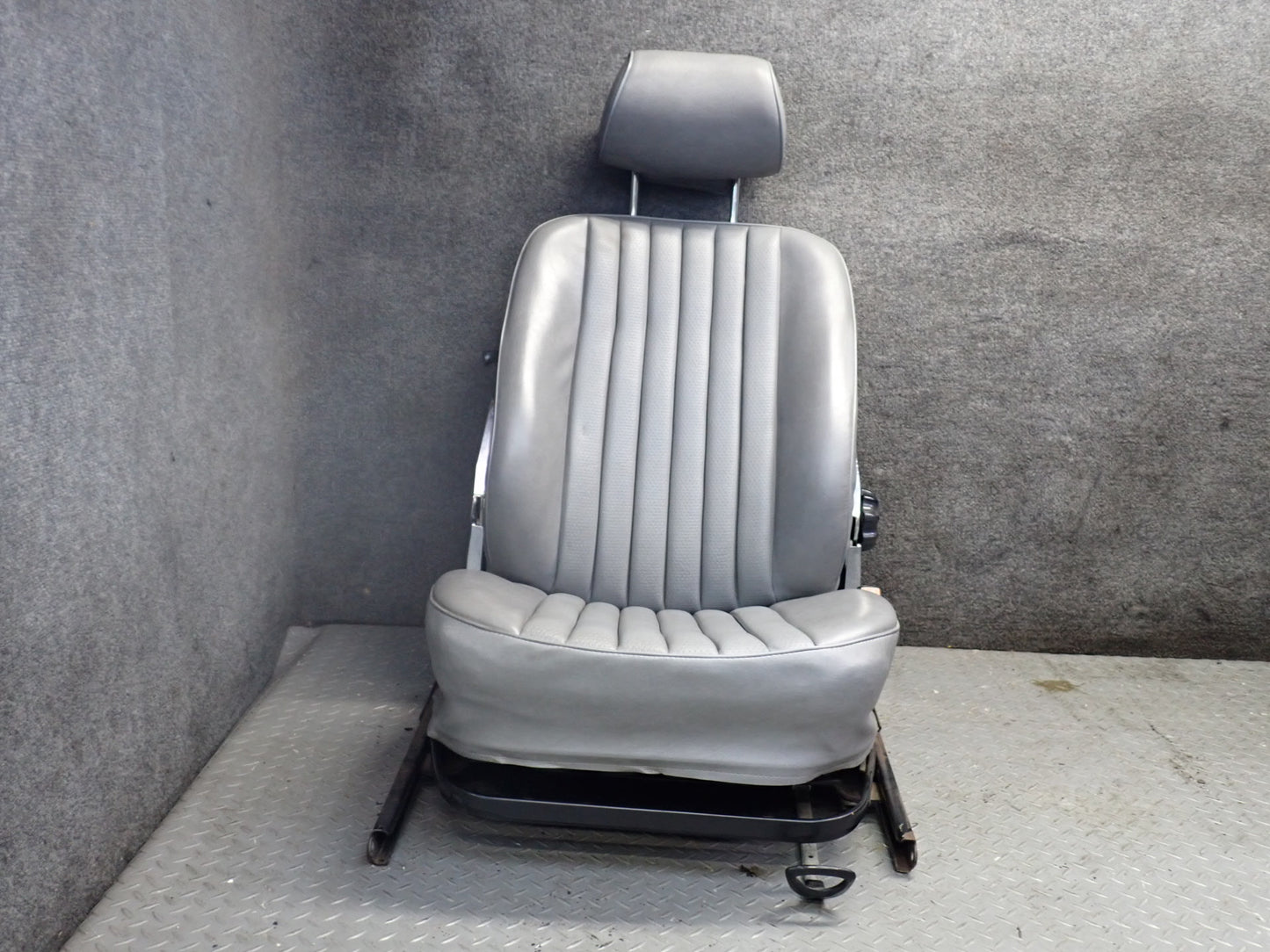 86-89 Mercedes R107 560SL Front Left & Right Leather Seat Gray w Adjuster OEM