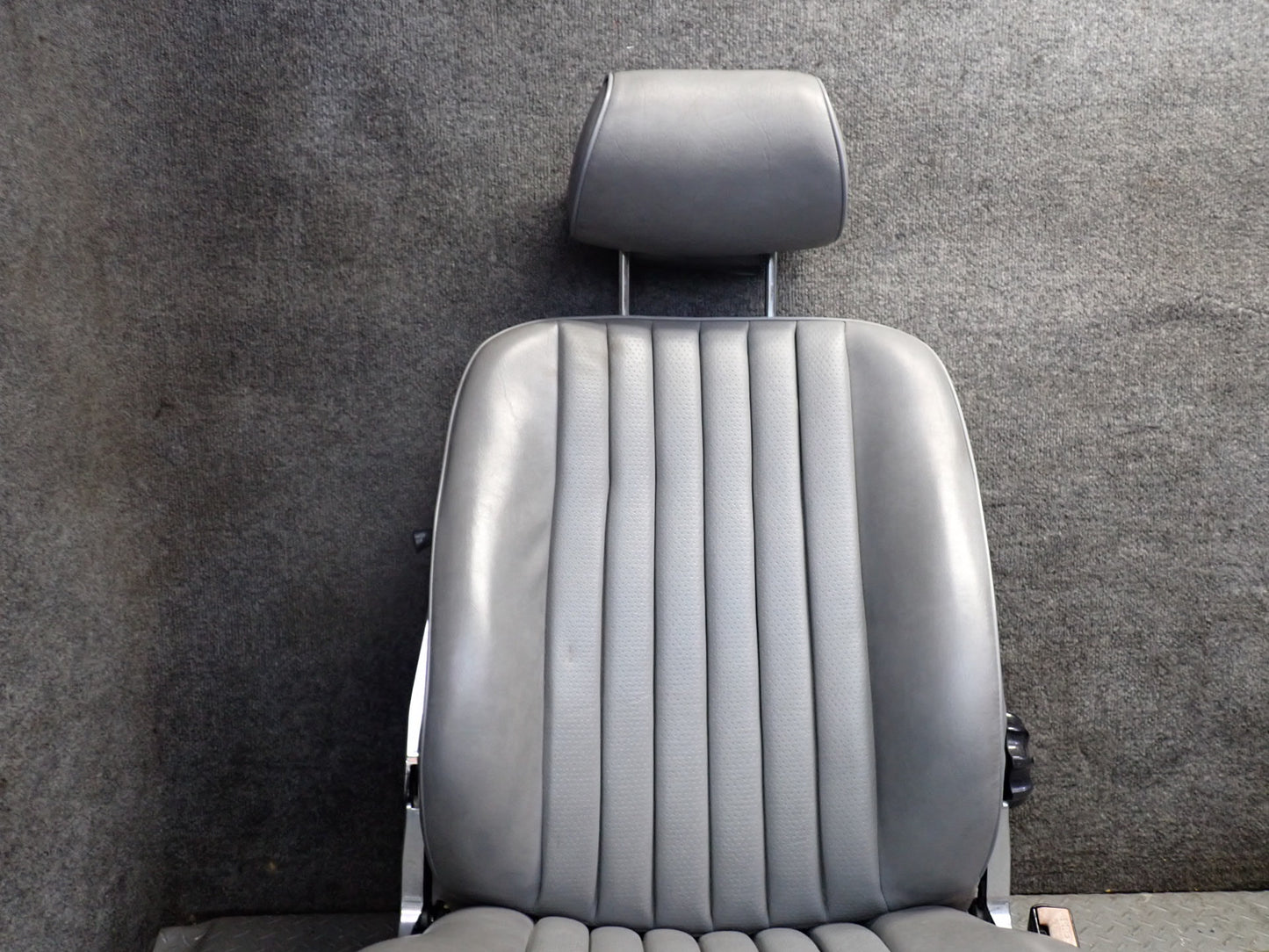 86-89 Mercedes R107 560SL Front Left & Right Leather Seat Gray w Adjuster OEM