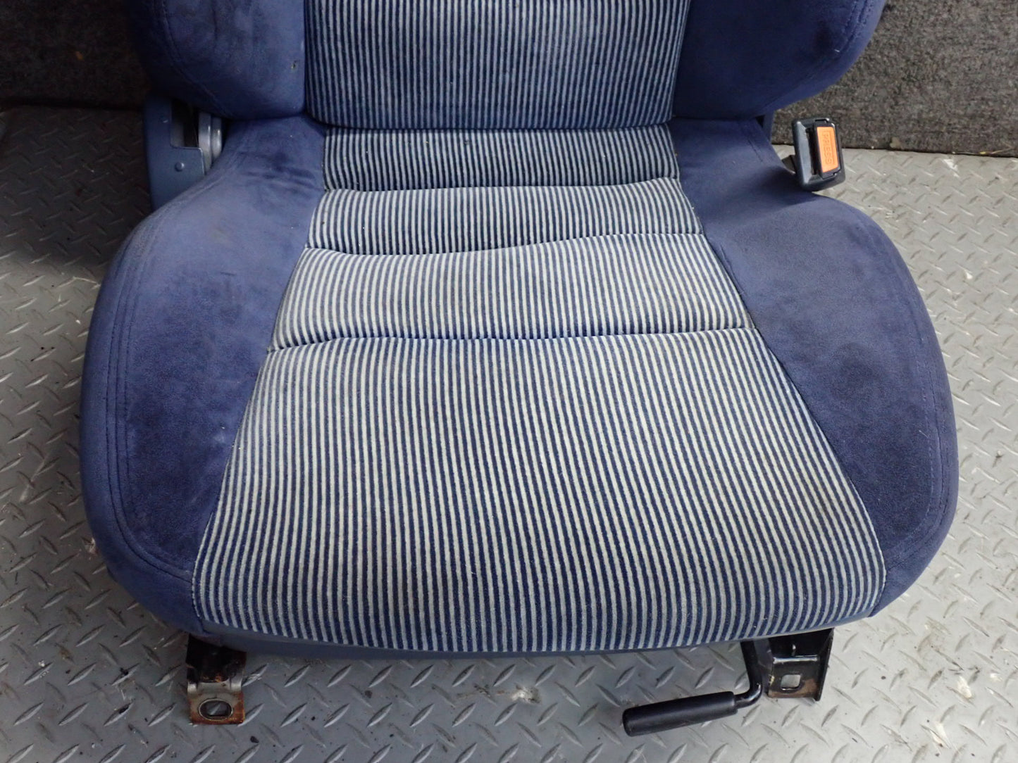 84-86 Nissan Z31 300ZX Set of 2 Front Left & Right Blue Cloth Seat OEM
