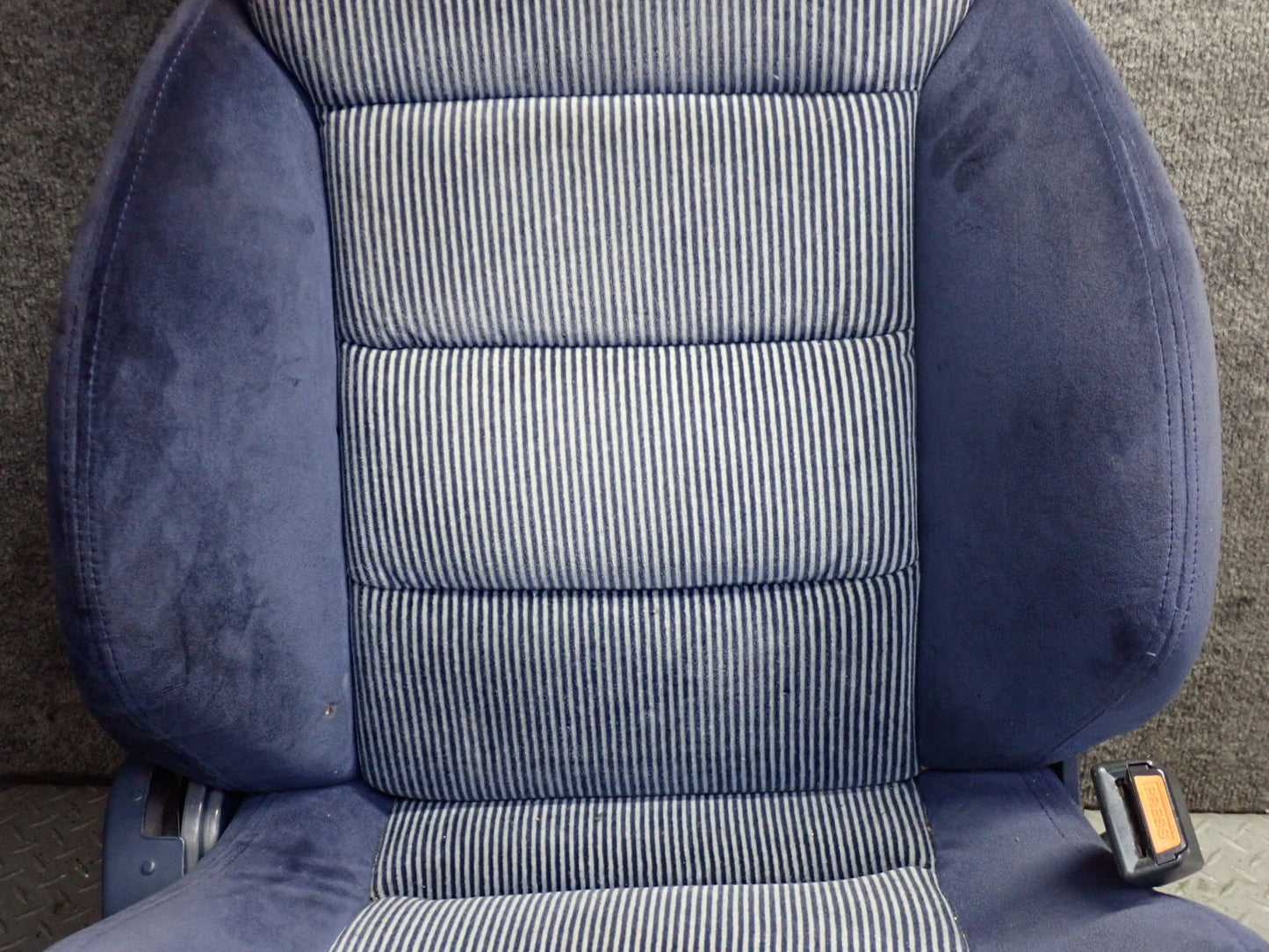 84-86 Nissan Z31 300ZX Set of 2 Front Left & Right Blue Cloth Seat OEM
