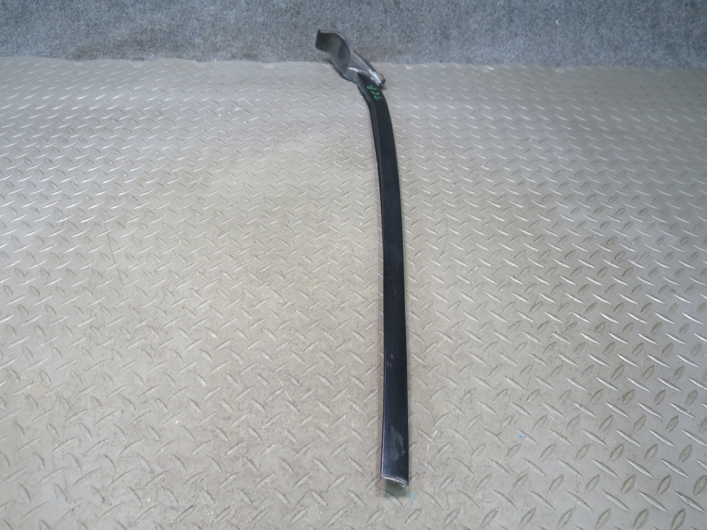 99-01 Toyota Crown JZS175 Front Windshield Trim Molding Cover Set OEM