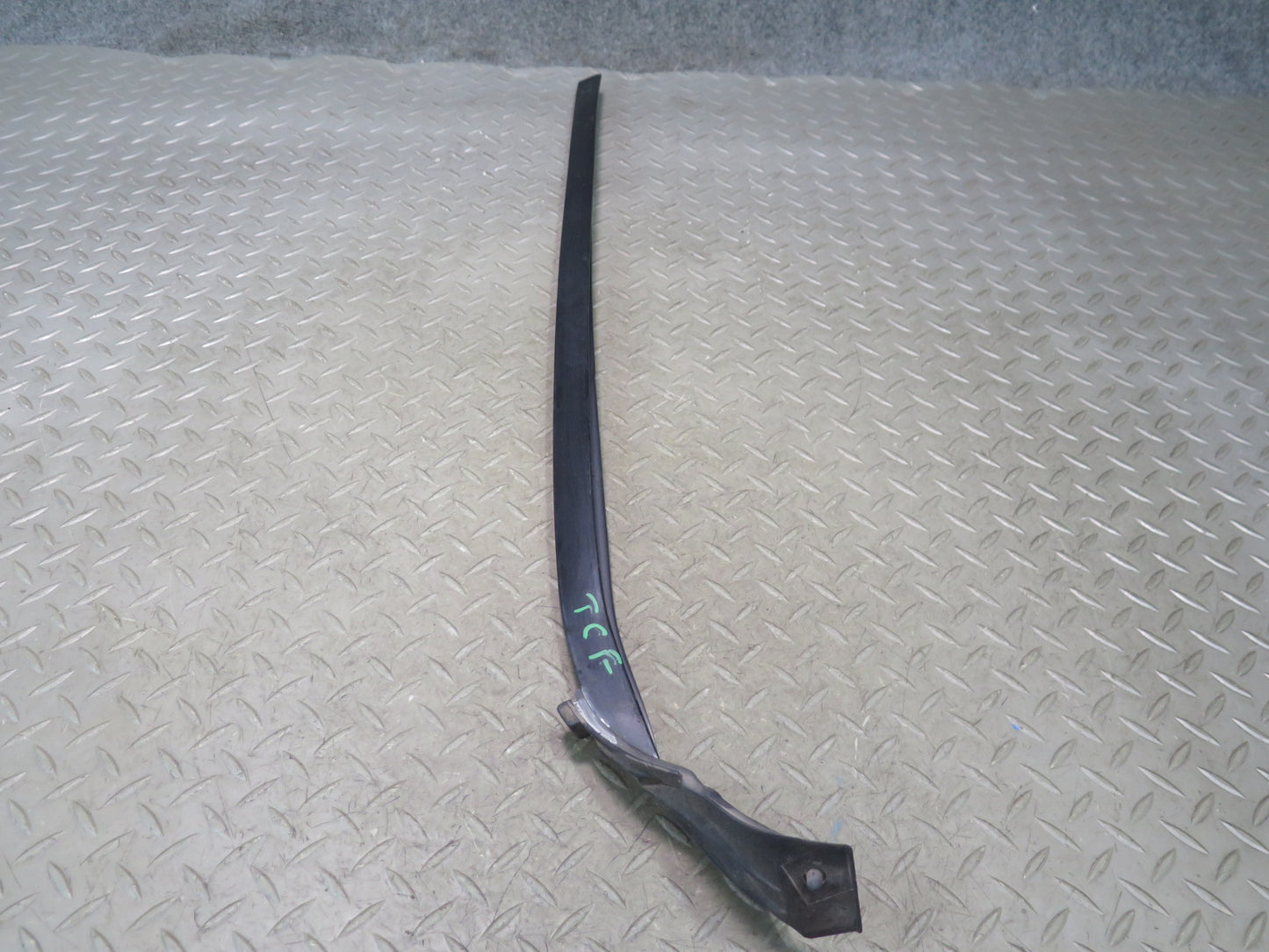 99-01 Toyota Crown JZS175 Front Windshield Trim Molding Cover Set OEM