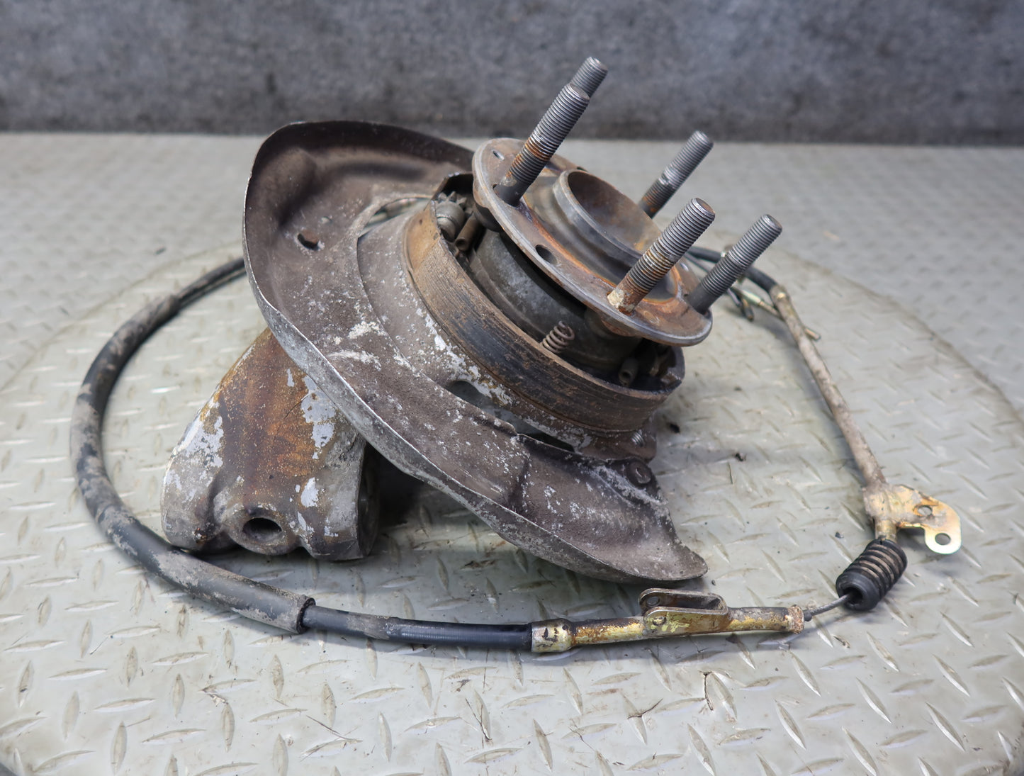 1984-1986 Porsche 928 S Rear Right Spindle Knuckle Wheel Hub Bearing 9283312203R