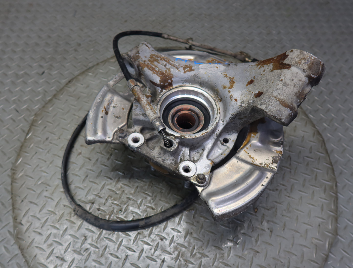 1984-1986 Porsche 928 S Rear Right Spindle Knuckle Wheel Hub Bearing 9283312203R