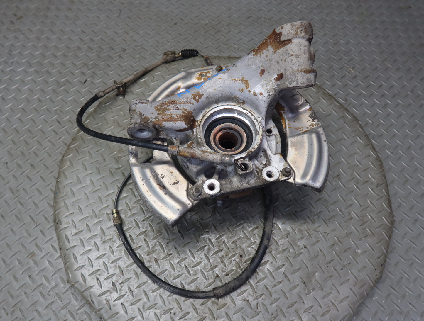 1984-1986 Porsche 928 S Rear Right Spindle Knuckle Wheel Hub Bearing 9283312203R