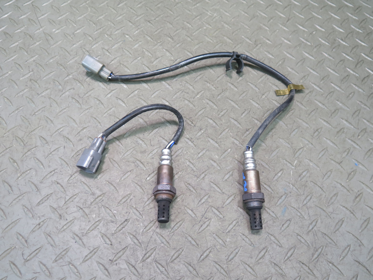 99-01 Toyota Crown JZS175 3.0L Set of 2 Oxygen O2 Lambda Sensor OEM
