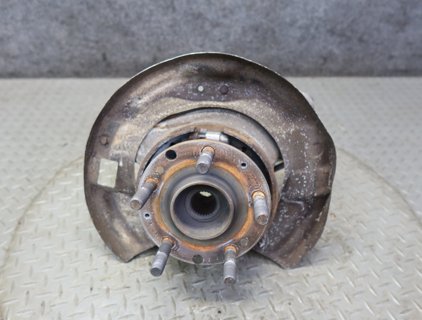 1984-1986 Porsche 928 S Rear Left Spindle Knuckle Wheel Hub Bearing 9283312193R