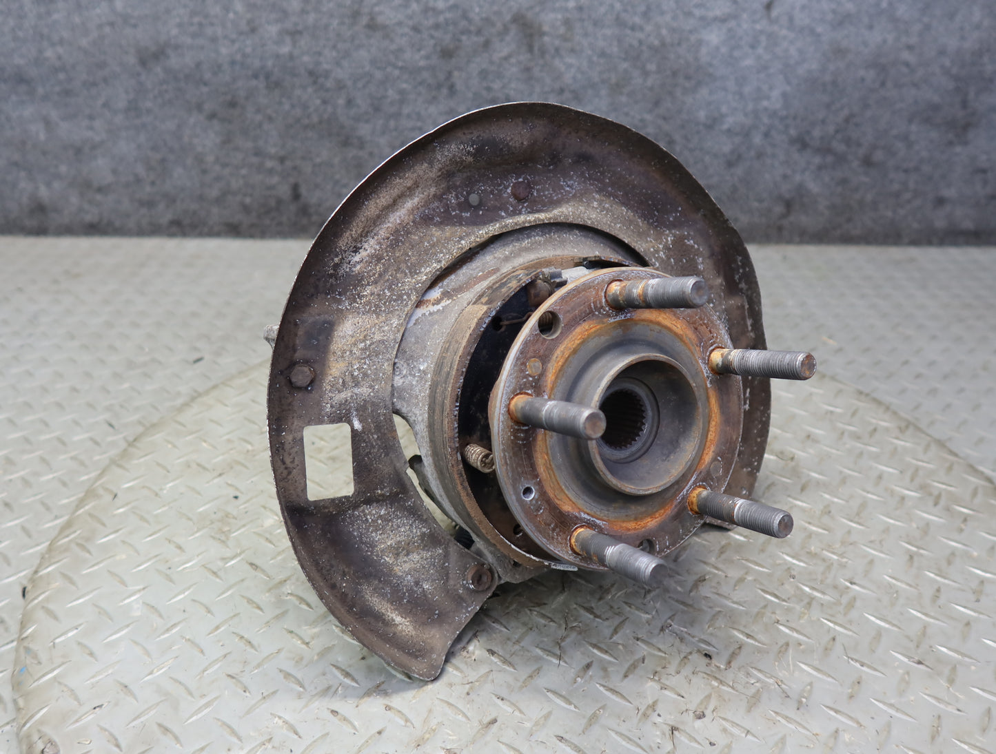 1984-1986 Porsche 928 S Rear Left Spindle Knuckle Wheel Hub Bearing 9283312193R