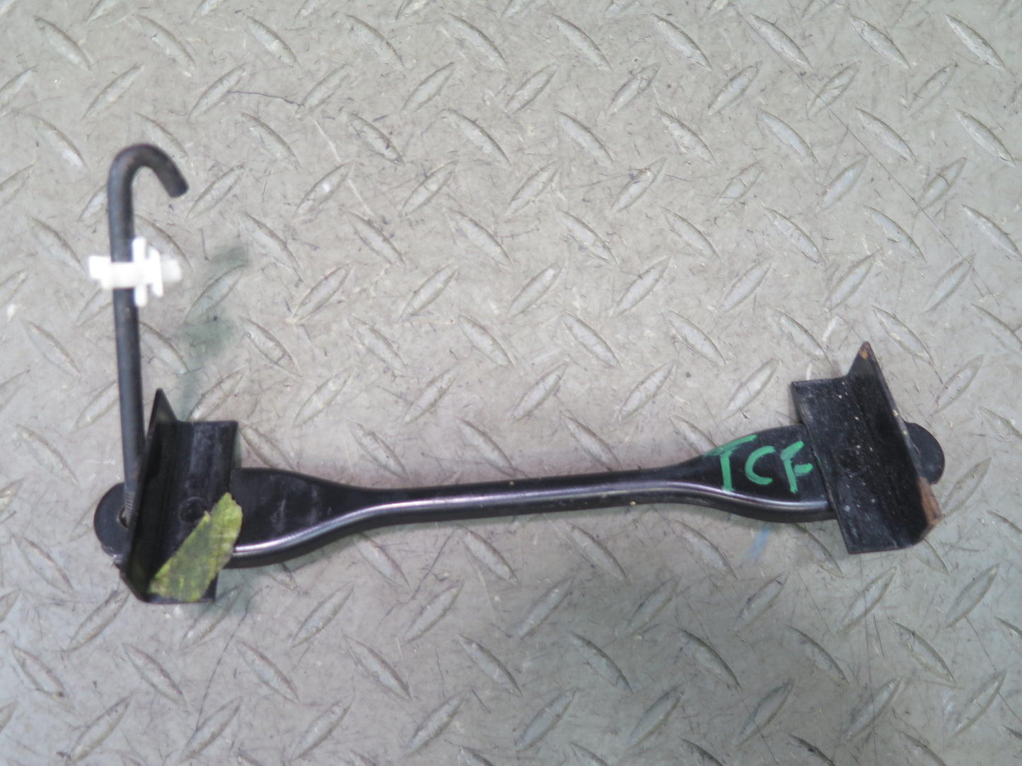 99-01 Toyota Crown JZS175 Battery Tray Holder Bracket Support OEM