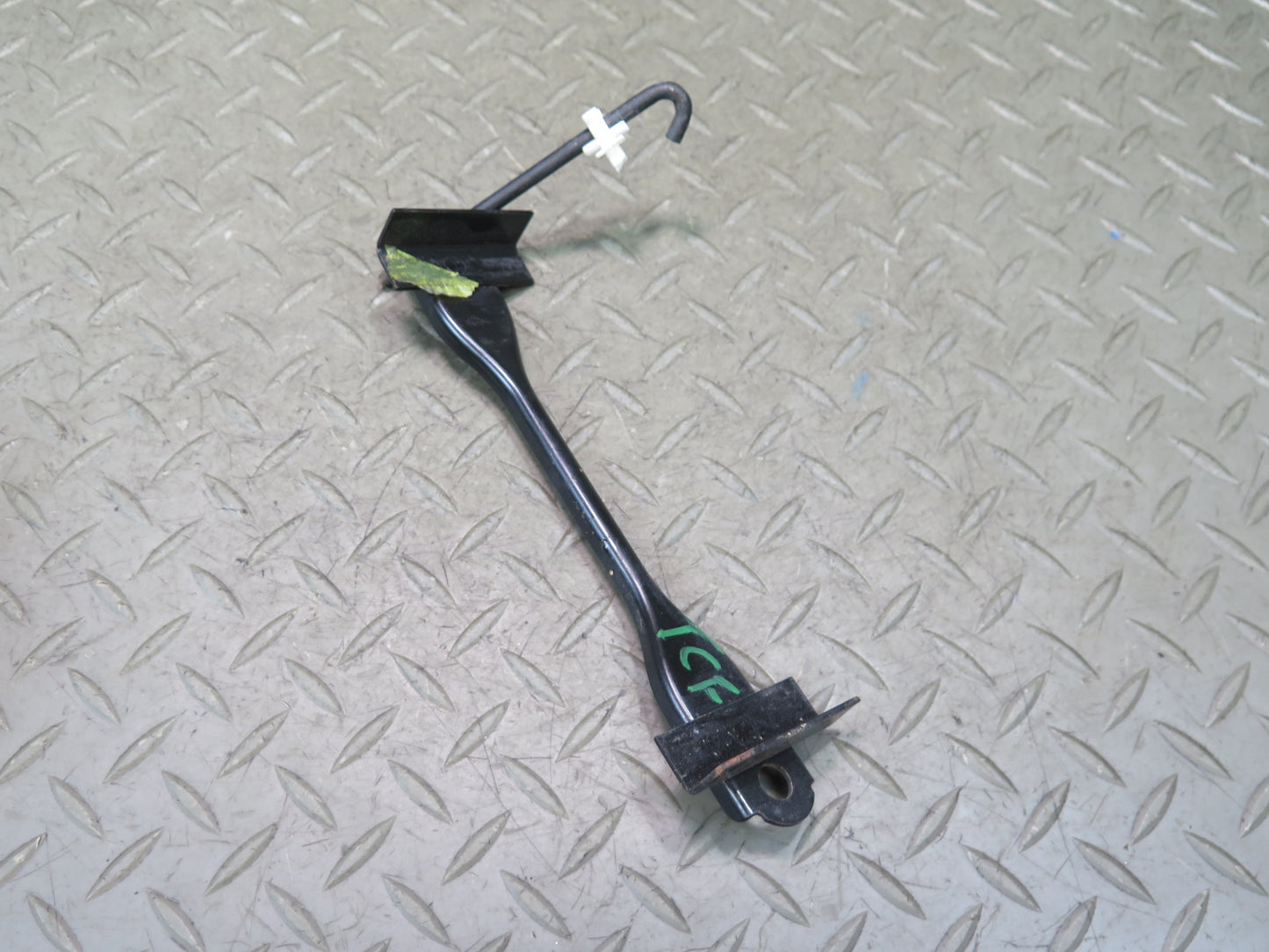 99-01 Toyota Crown JZS175 Battery Tray Holder Bracket Support OEM