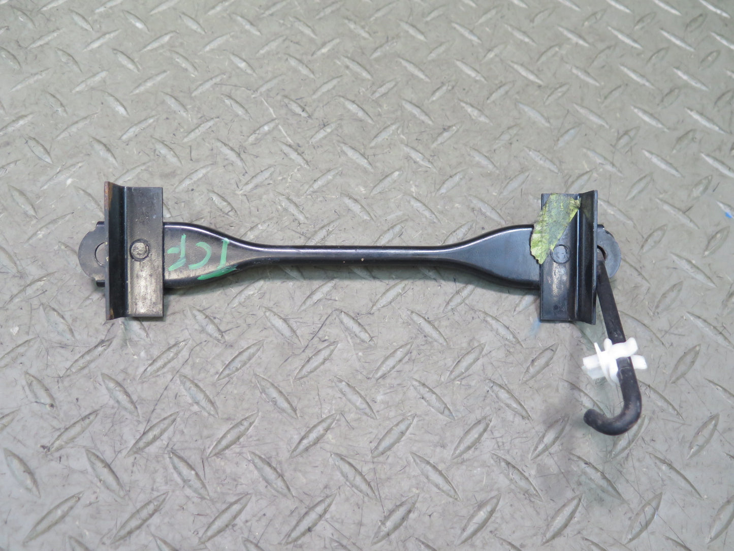 99-01 Toyota Crown JZS175 Battery Tray Holder Bracket Support OEM