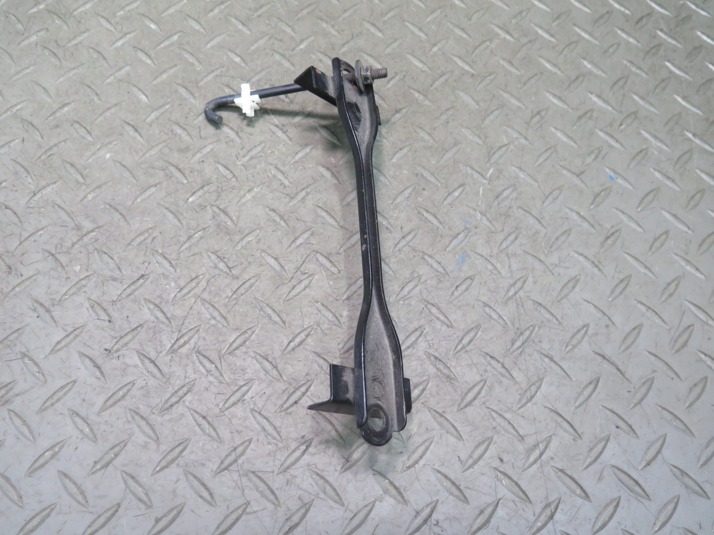 99-01 Toyota Crown JZS175 Battery Tray Holder Bracket Support OEM