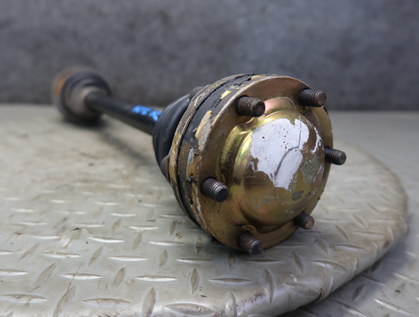 1985-1986 Porsche 928 S A/T Rear Left or Right Suspension Axle Shaft