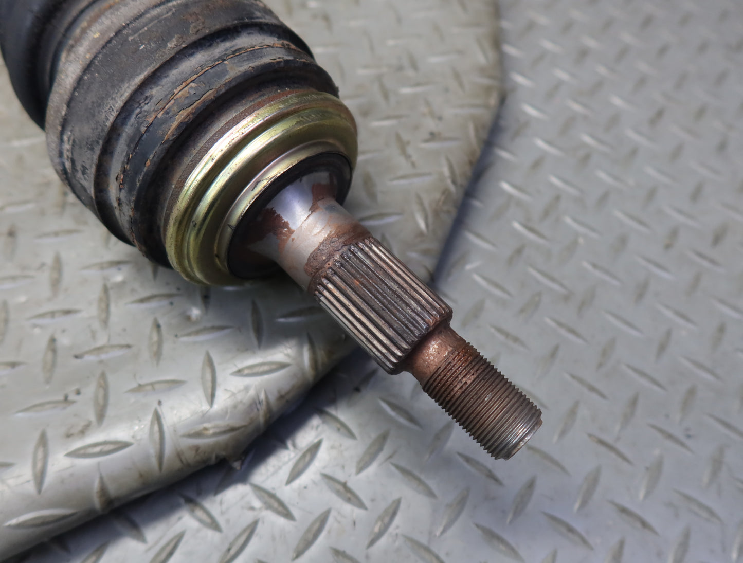 1985-1986 Porsche 928 S A/T Rear Left or Right Suspension Axle Shaft