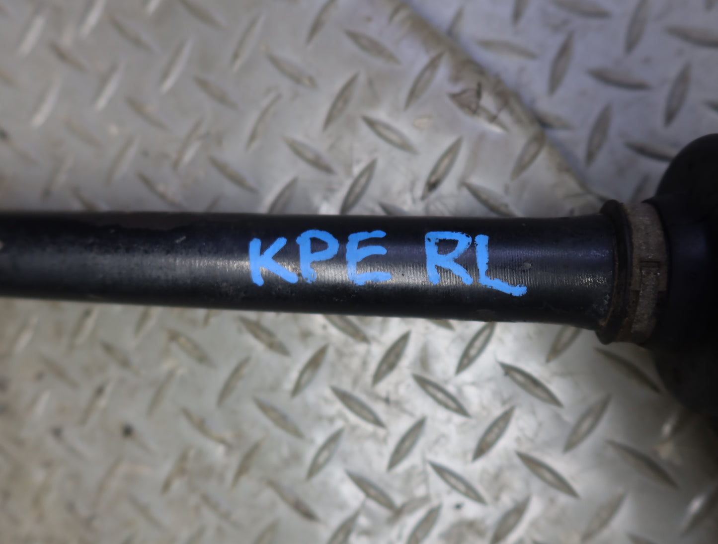 1985-1986 Porsche 928 S A/T Rear Left or Right Suspension Axle Shaft