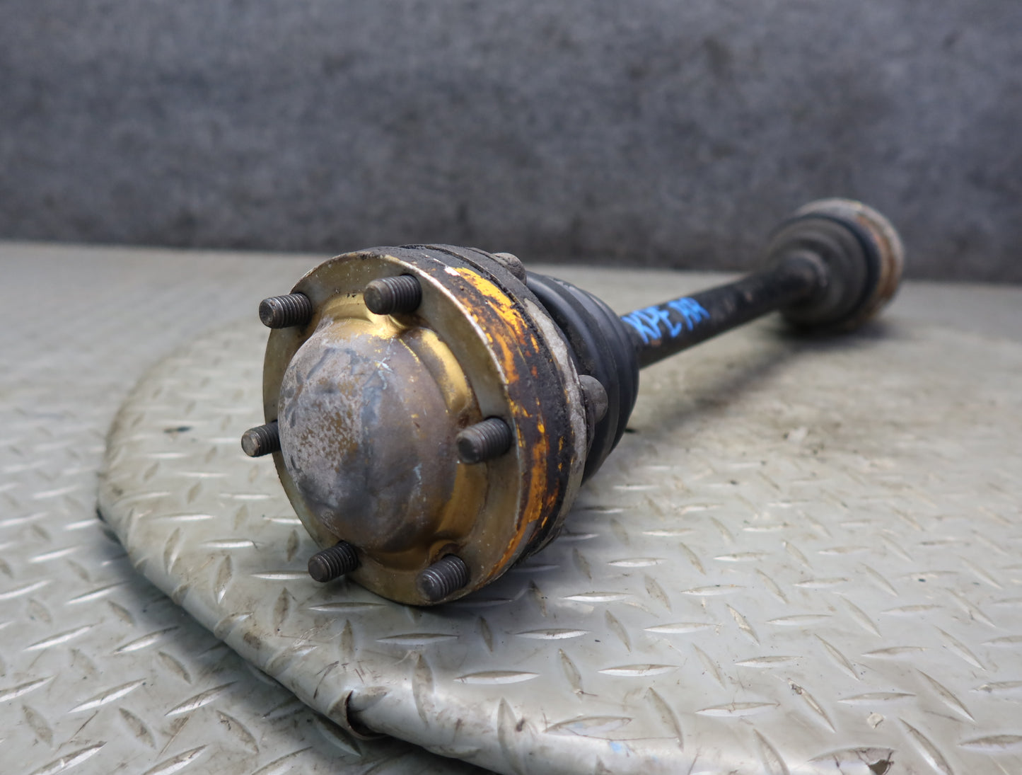 1985-1986 Porsche 928 S A/T Rear Left or Right Suspension Axle Shaft