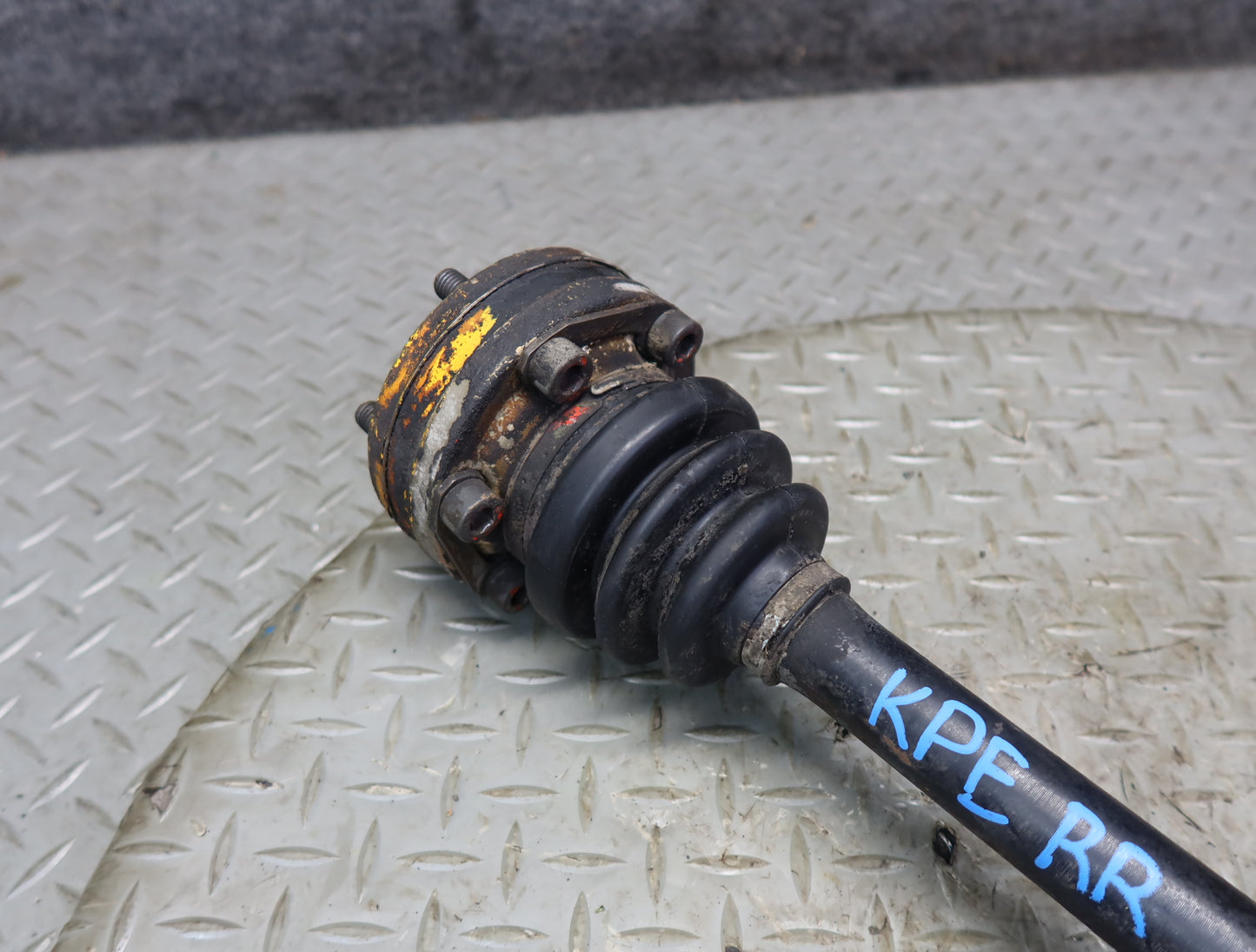 1985-1986 Porsche 928 S A/T Rear Left or Right Suspension Axle Shaft