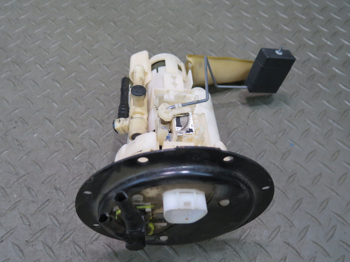 99-01 Toyota Crown JZS175 3.0L Fuel Pump Level Sensor Sending Unit Set OEM