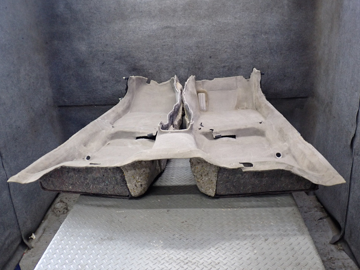 99-01 Toyota Crown JZS175 Interior Floor Carpet Liner Cover Gray OEM