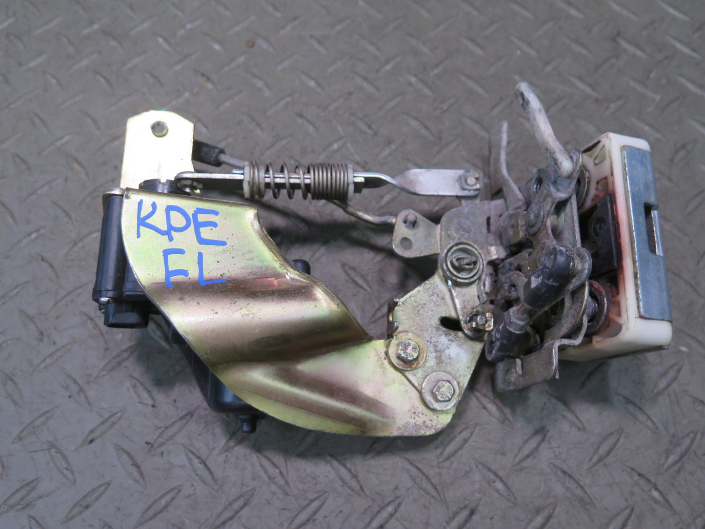 1984-1991 Porsche 928 Left Door Lock Latch Actuator 92853715303