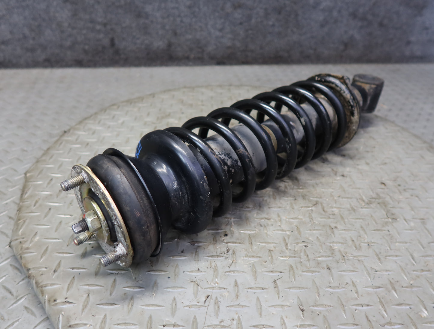 1983-1986 Porsche 928 S Rear Left & Right Shock Strut Absorber Set of 2