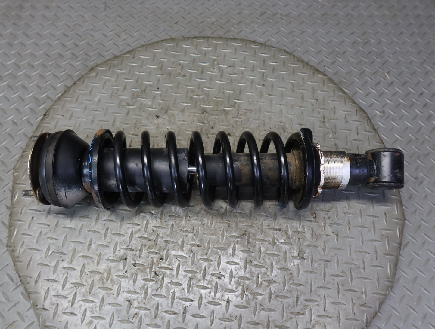 1983-1986 Porsche 928 S Rear Left & Right Shock Strut Absorber Set of 2