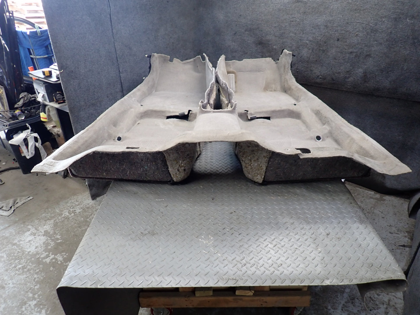 99-01 Toyota Crown JZS175 Interior Floor Carpet Liner Cover Gray OEM