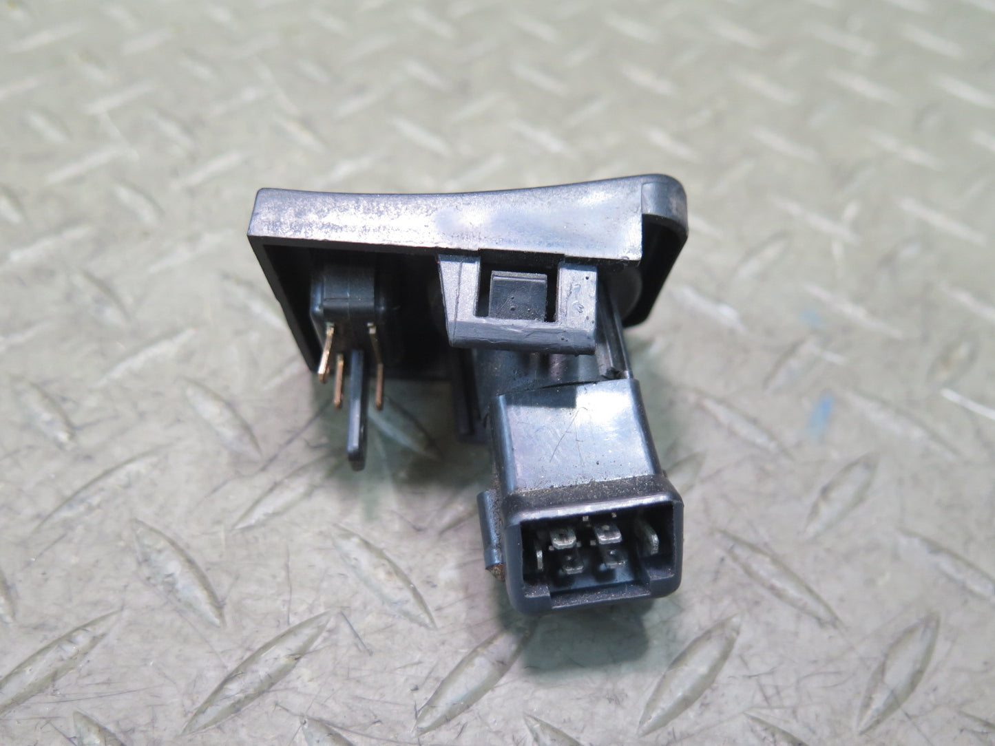 1984-1986 Porsche 928 Power Mirror Adjustment Control Switch W/ Trim