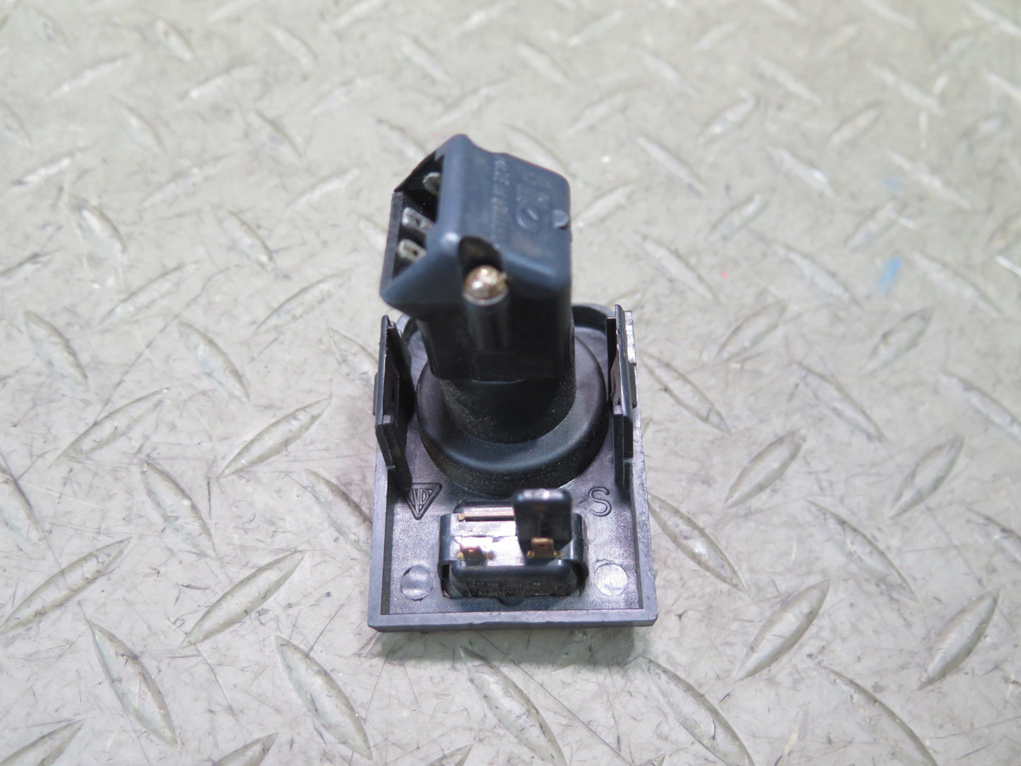 1984-1986 Porsche 928 Power Mirror Adjustment Control Switch W/ Trim