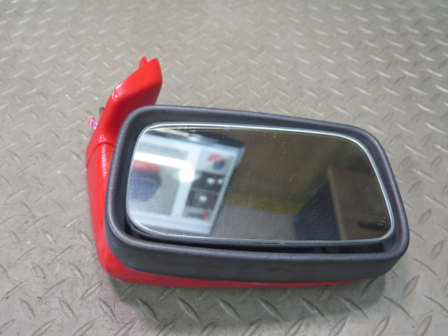 1984-1989 Porsche 928 Left Door Exterior Side View Power Mirror Guards RED
