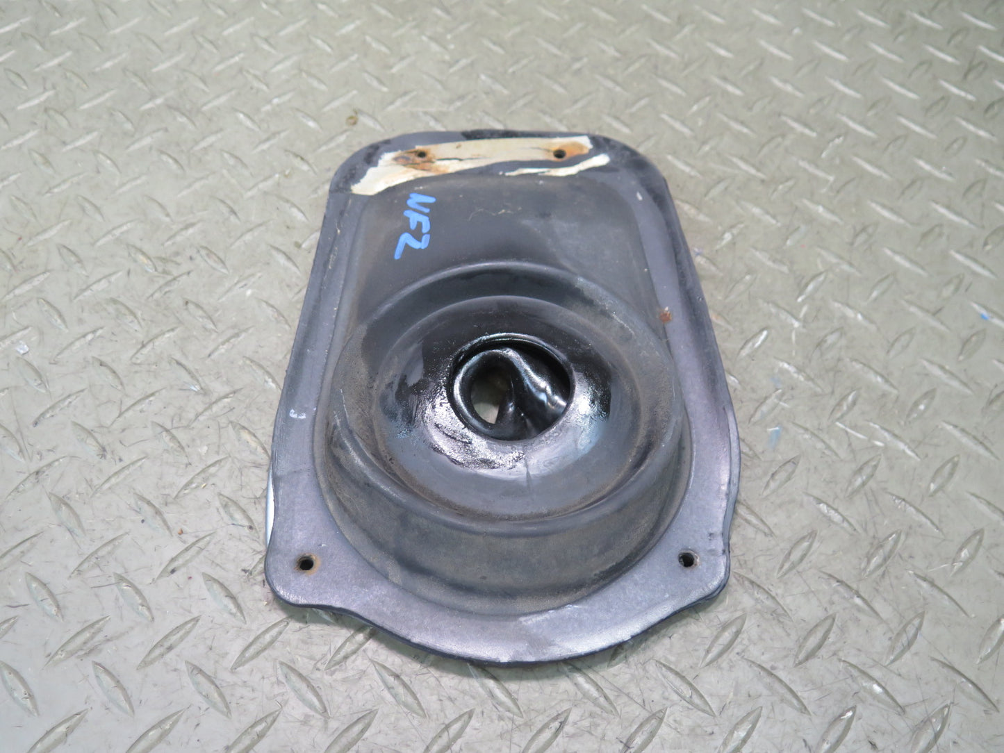 84-86 Nissan 300ZX Z31 MT Manual Transmission Shifter Bracket Boot Cover OEM