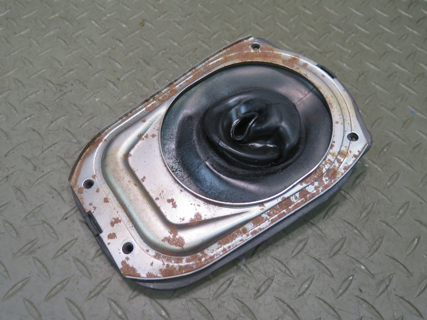 84-86 Nissan 300ZX Z31 MT Manual Transmission Shifter Bracket Boot Cover OEM