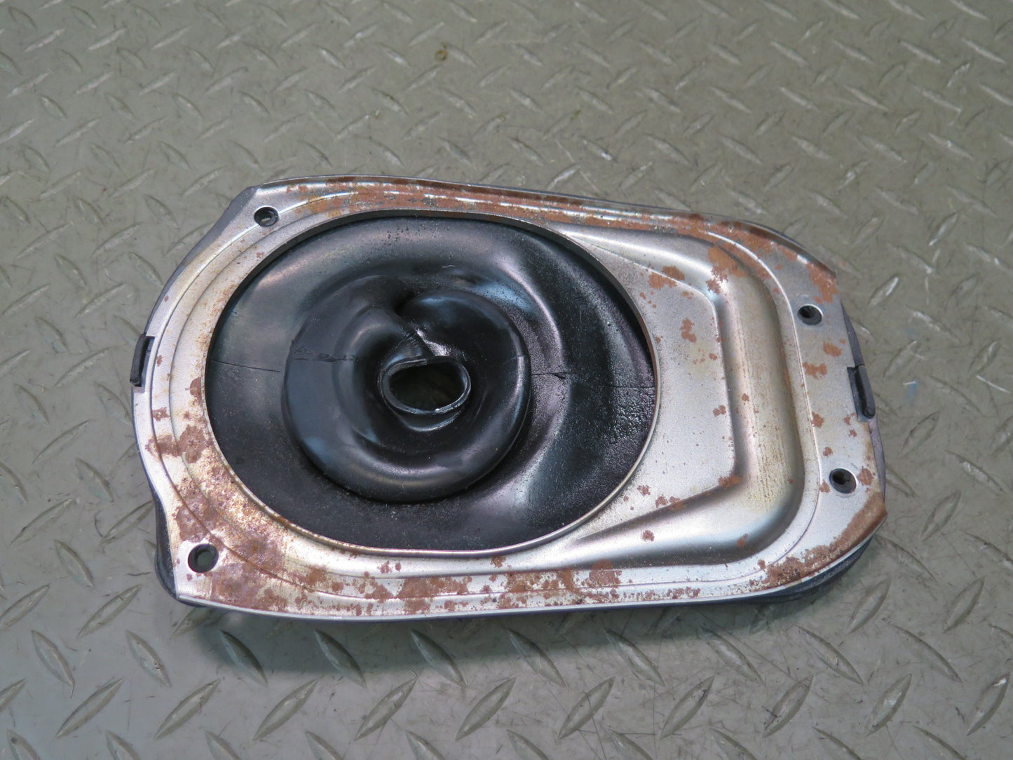 84-86 Nissan 300ZX Z31 MT Manual Transmission Shifter Bracket Boot Cover OEM