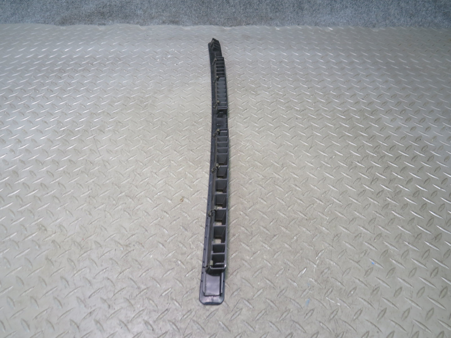 85-87 Nissan Z31 300ZX 2 Dash Windshield Defrost Vent Grille Set Blue OEM