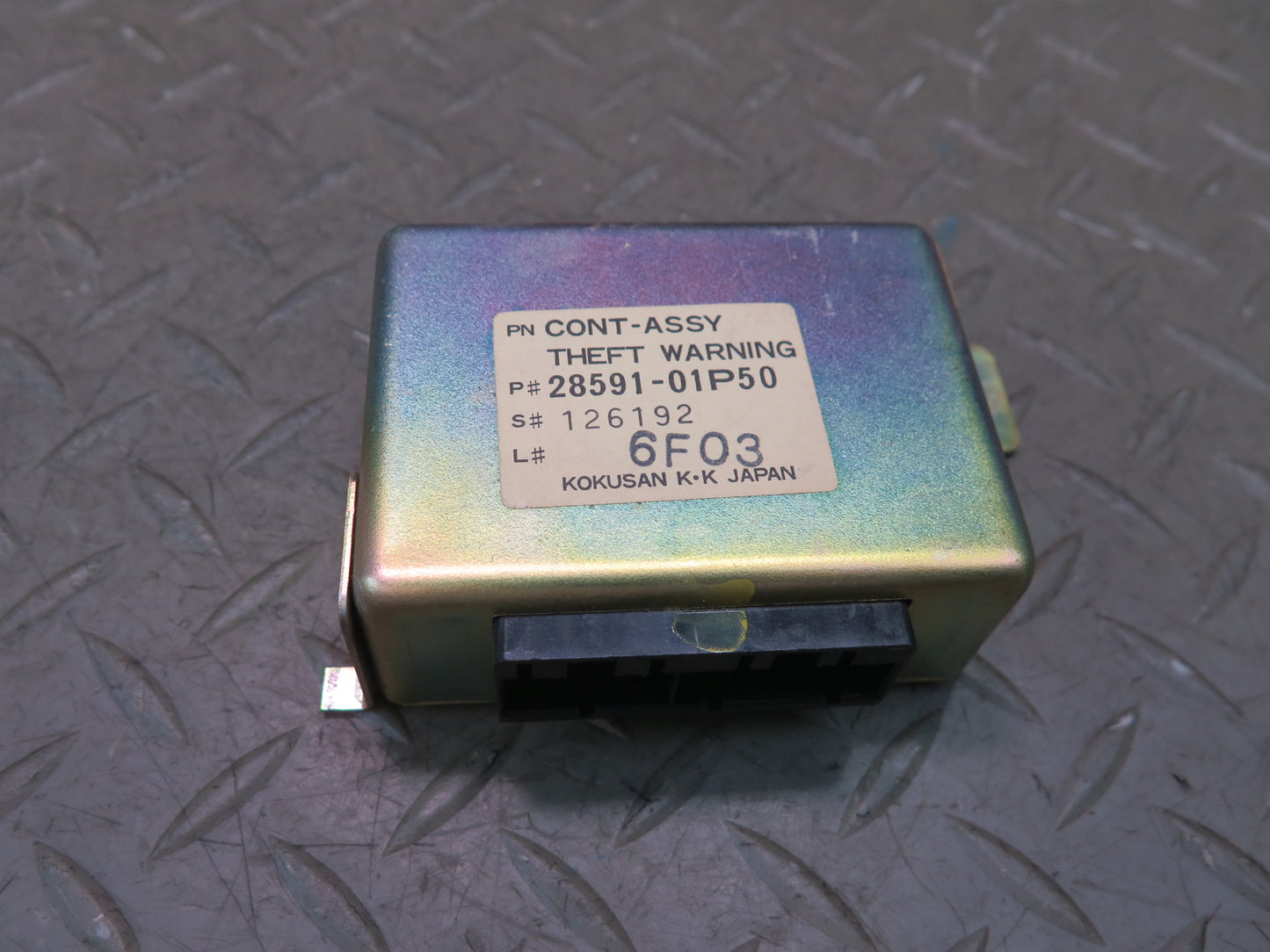84-86 Nissan Z31 300ZX Theft Warning Control Module 28591-01P50 OEM