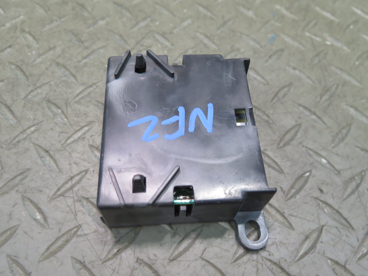 84-86 Nissan Z31 300ZX Theft Warning Control Module 16055589 OEM