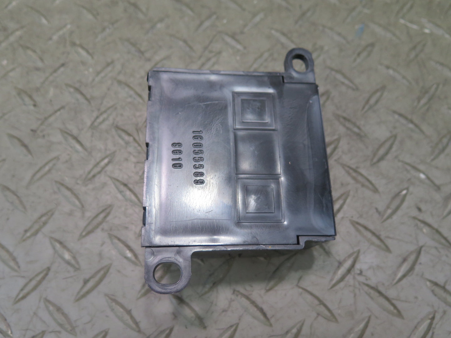 84-86 Nissan Z31 300ZX Theft Warning Control Module 16055589 OEM