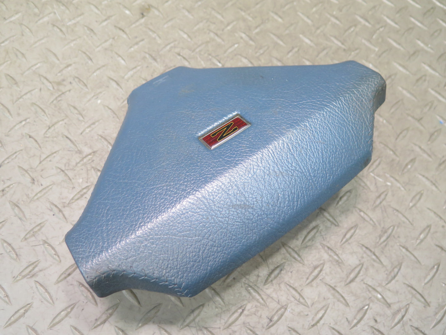 86-89 Nissan Z31 300ZX  Central Steering Wheel Horn Pad Blue OEM