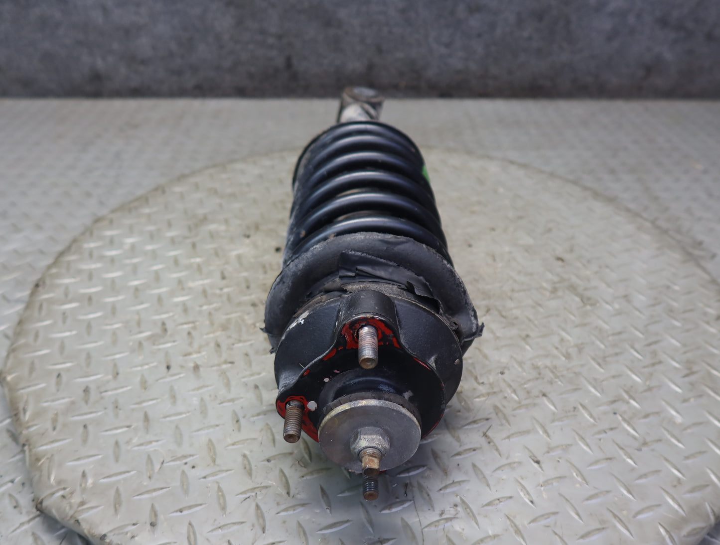 1983-1986 Porsche 928 S Front Left & Right Shock Strut Absorber Set of 2