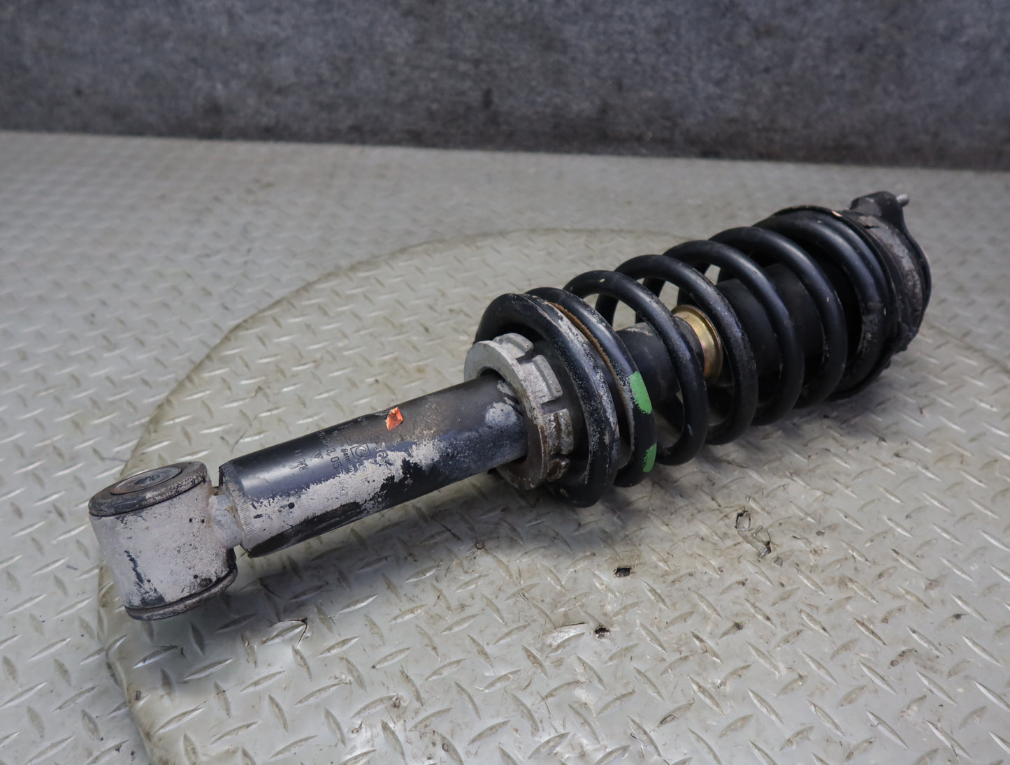 1983-1986 Porsche 928 S Front Left & Right Shock Strut Absorber Set of 2