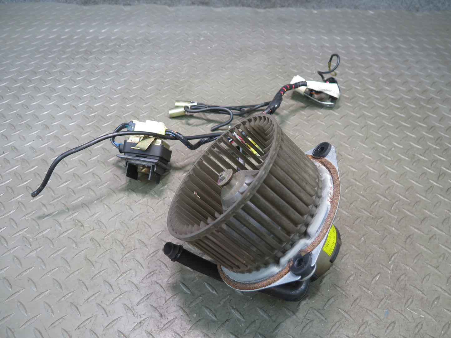 85-87 Nissan Z31 300ZX A/C Heater Blower Motor Fan Wire Resistor Assembly OEM