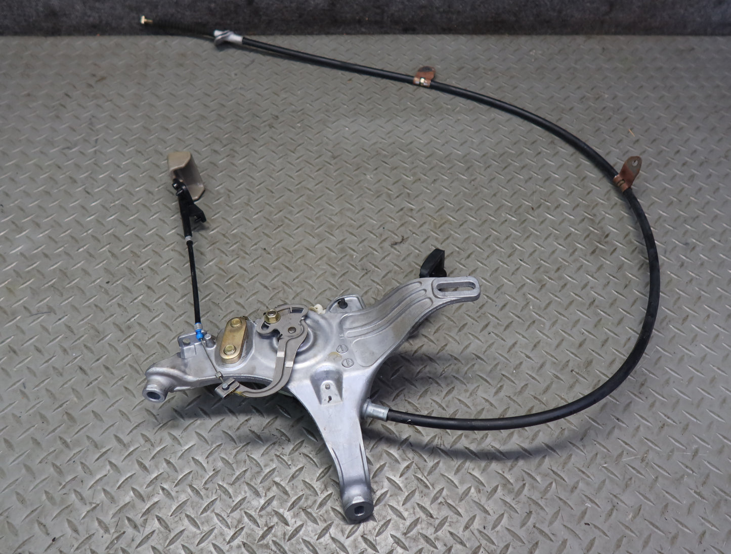 99-01 Toyota Crown JZS175 Parking Brake Pedal w Release Handle & Cable Set OEM