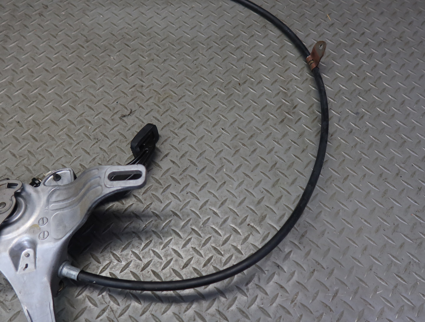 99-01 Toyota Crown JZS175 Parking Brake Pedal w Release Handle & Cable Set OEM