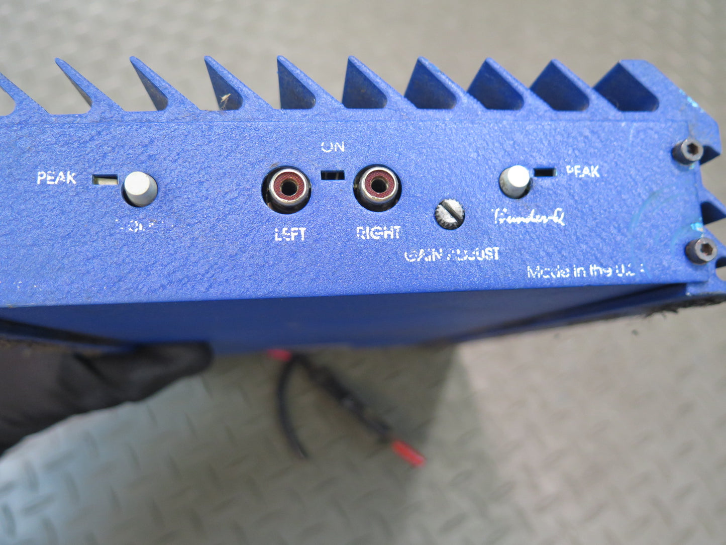 MTX Blue Thunder BTA 2100 2-CHANNEL 300WATT Audio Amplifier AMP