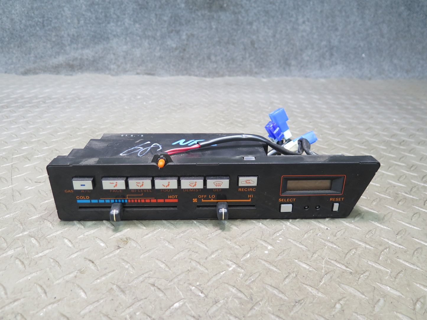 84-86 Nissan Z31 300ZX A/C Heater Climate Control Switch Panel OEM