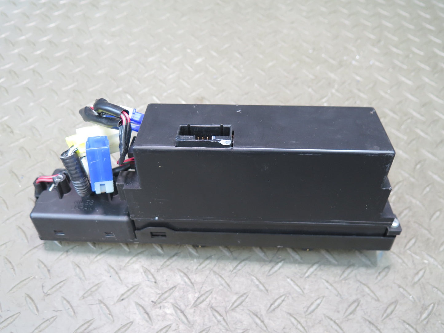 84-86 Nissan Z31 300ZX A/C Heater Climate Control Switch Panel OEM