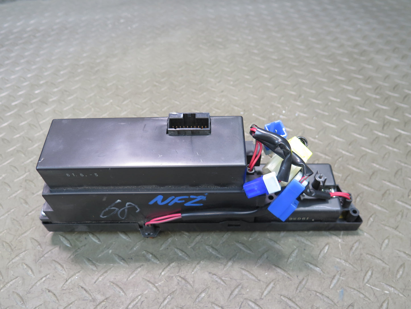 84-86 Nissan Z31 300ZX A/C Heater Climate Control Switch Panel OEM
