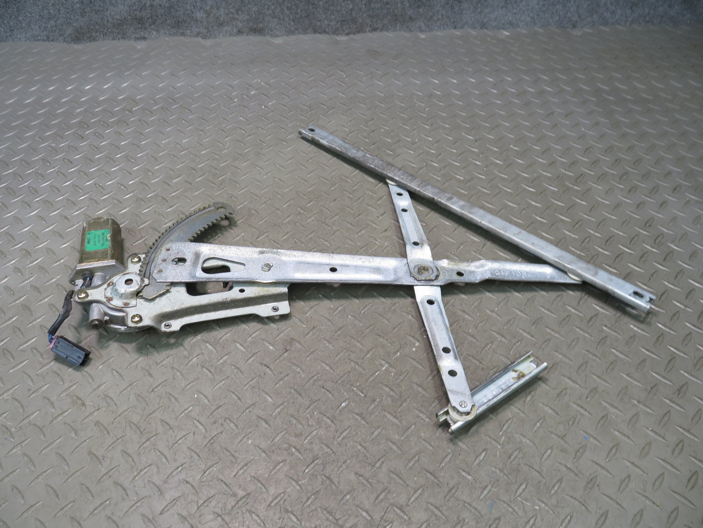 84-89 Nissan Z31 300ZX 2+0 Right Passenger Door Window Regulator w Motor OEM