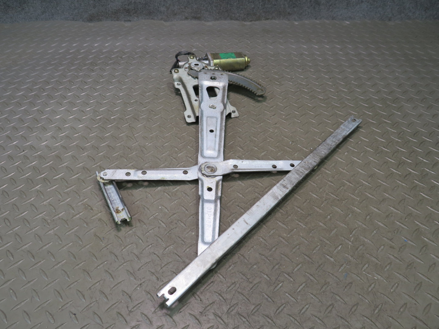 84-89 Nissan Z31 300ZX 2+0 Right Passenger Door Window Regulator w Motor OEM