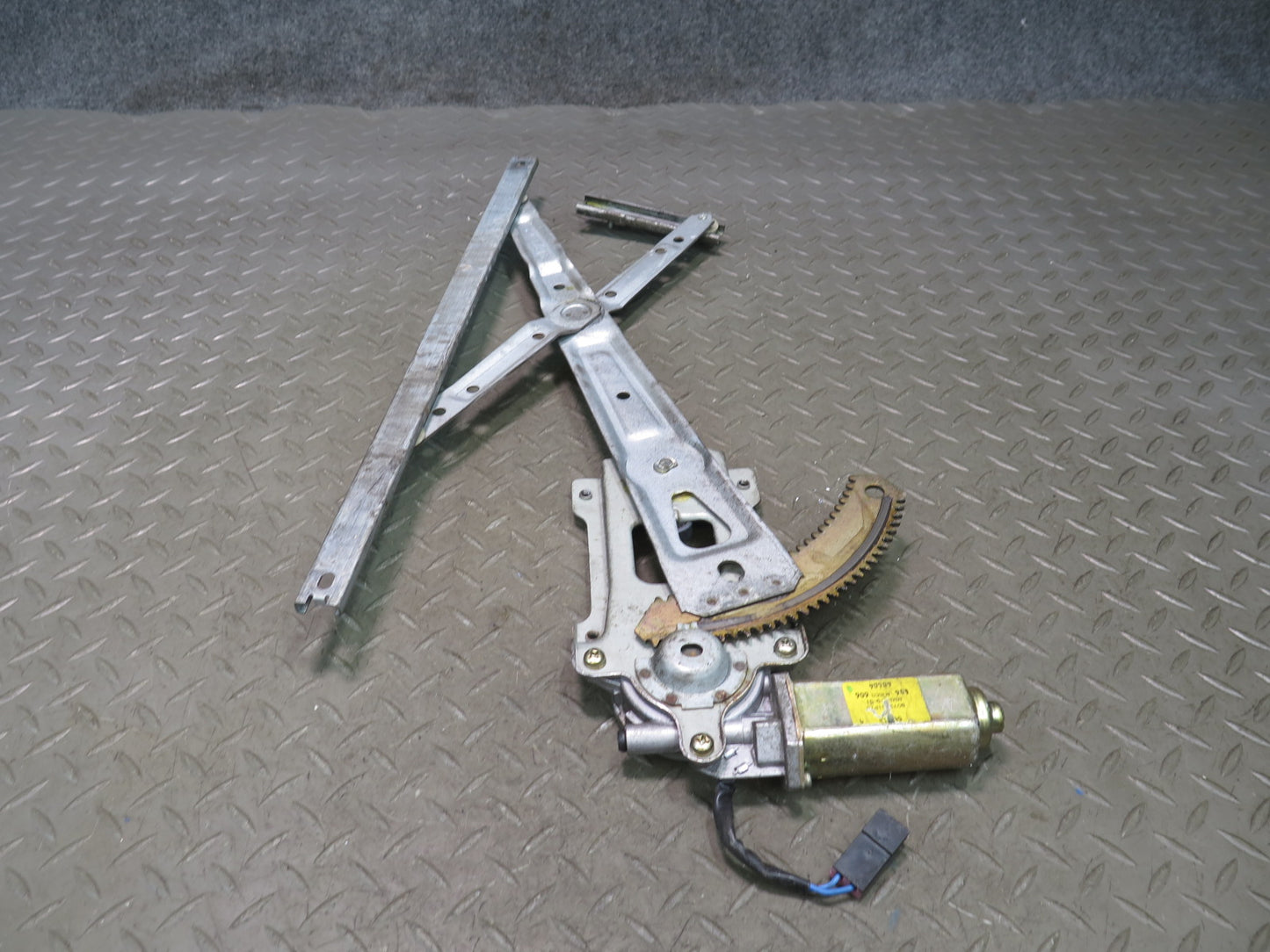 84-89 Nissan Z31 300ZX 2+0 Left Driver Door Window Regulator w Motor OEM